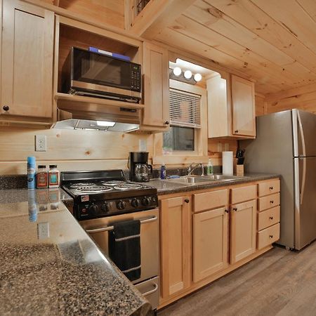 Ernie Cabin Wauhatchie Woodlands Tiny Cabin チャタヌーガ エクステリア 写真