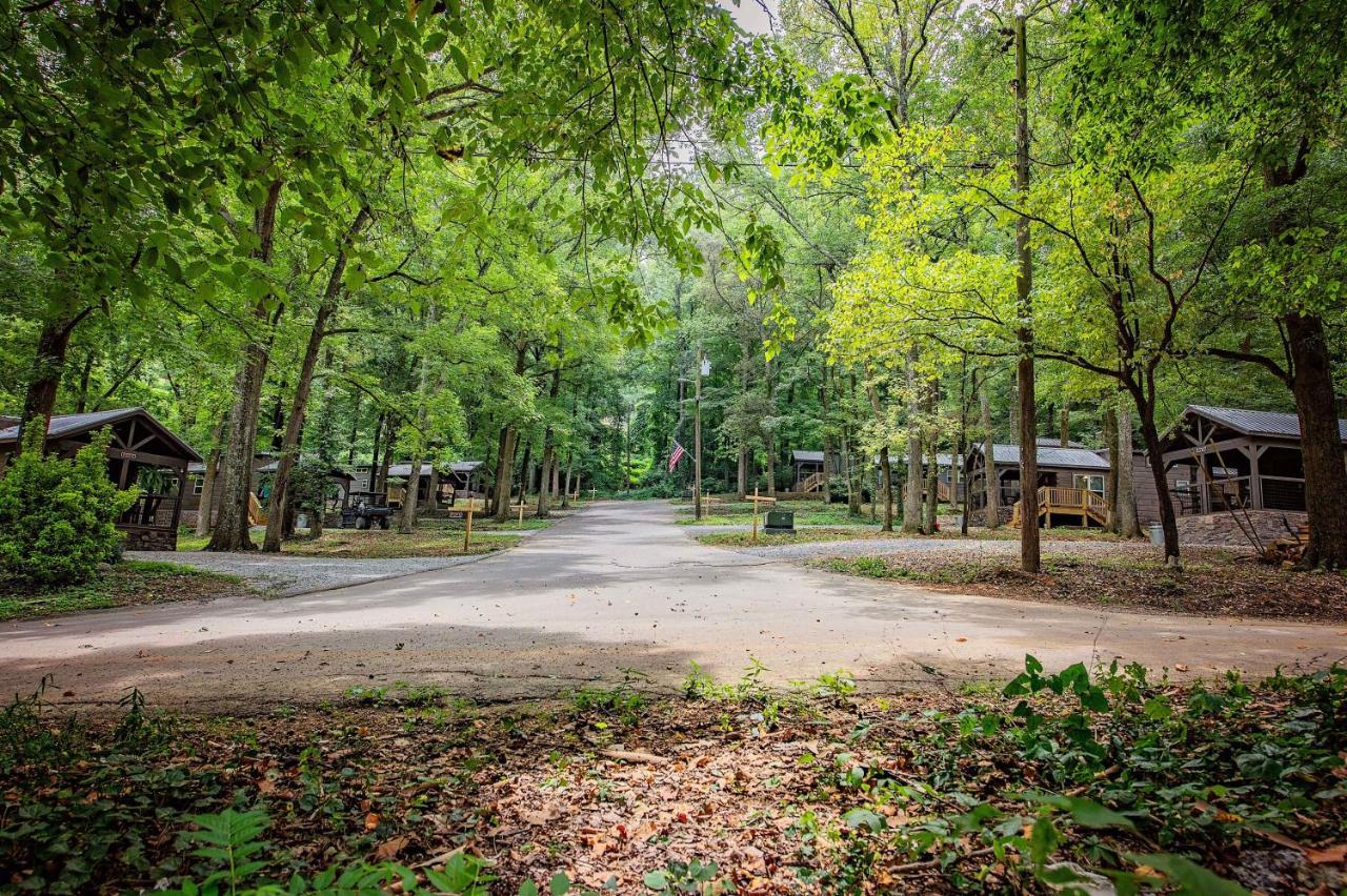 Ernie Cabin Wauhatchie Woodlands Tiny Cabin チャタヌーガ エクステリア 写真