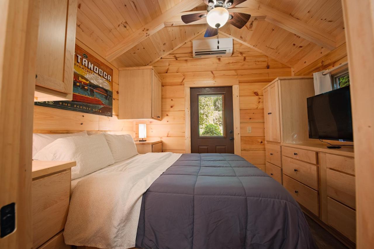 Ernie Cabin Wauhatchie Woodlands Tiny Cabin チャタヌーガ エクステリア 写真